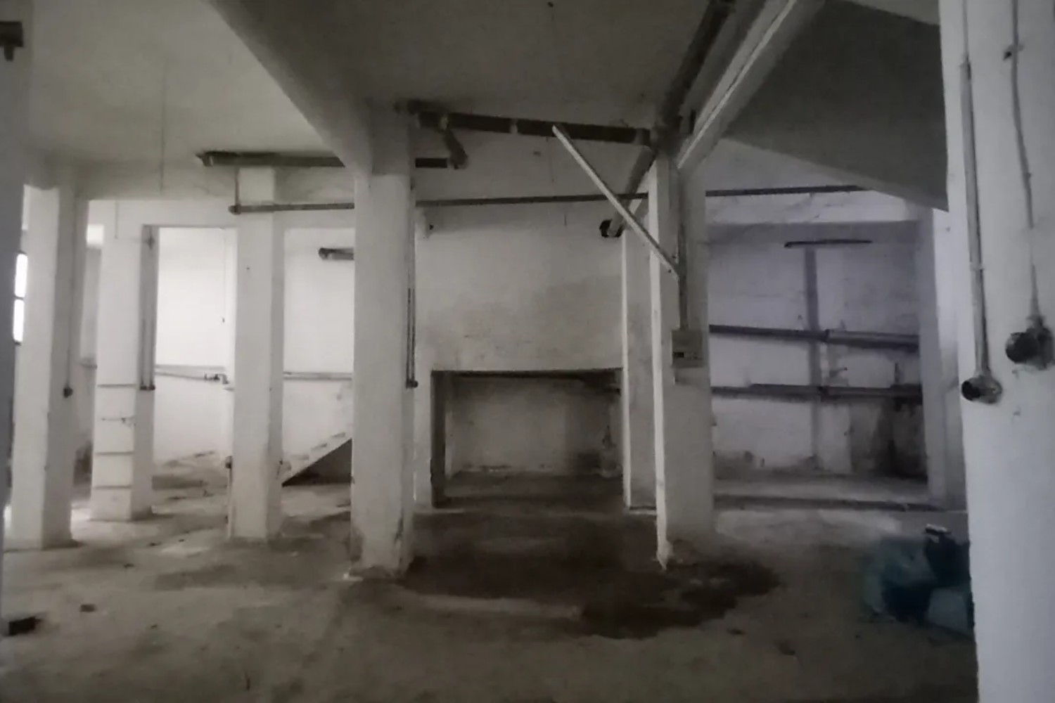 1500 x 1000